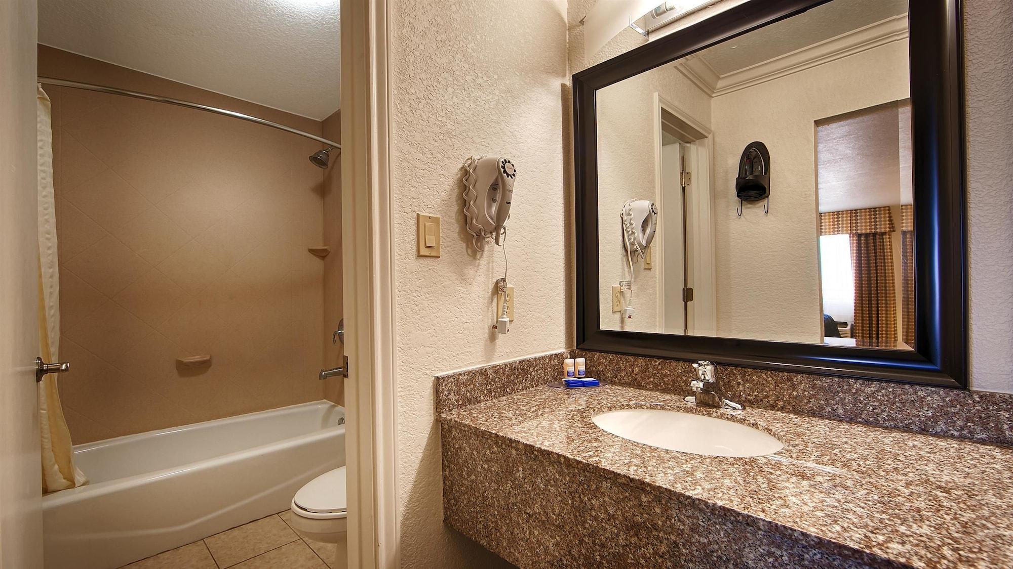 Americas Best Value Inn Kingsville Extérieur photo