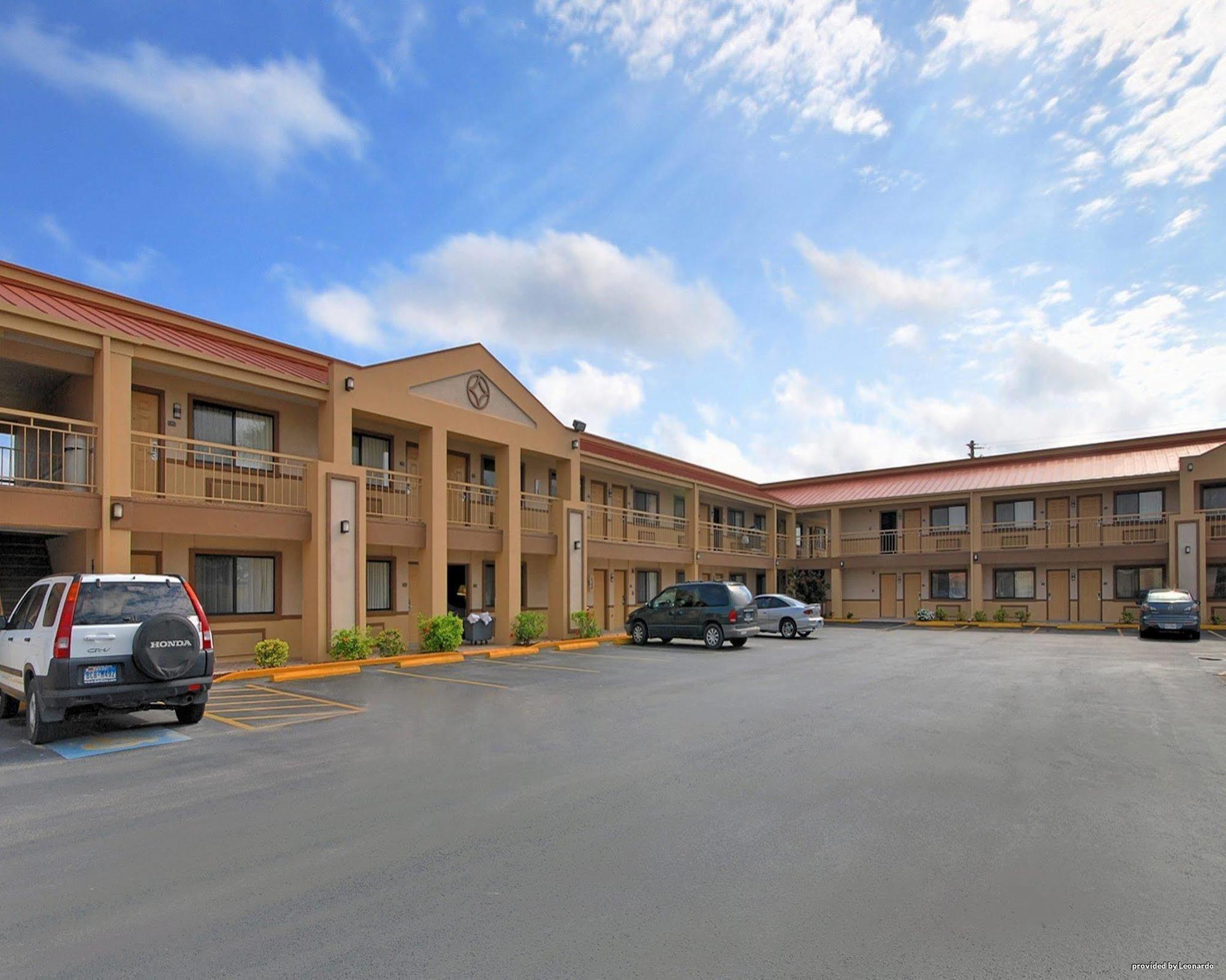Americas Best Value Inn Kingsville Extérieur photo