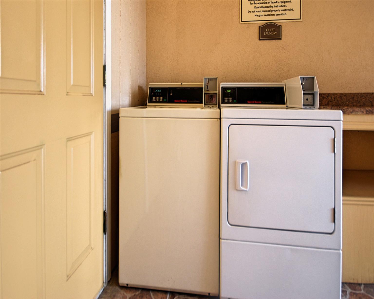 Americas Best Value Inn Kingsville Extérieur photo